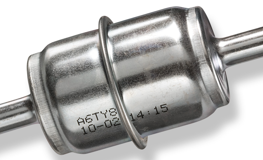 带有 CIJ 喷码的汽车零件